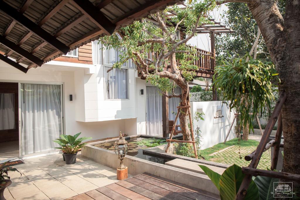 The Home Chiangmai Luxury Guesthouse Csiangmaj Kültér fotó