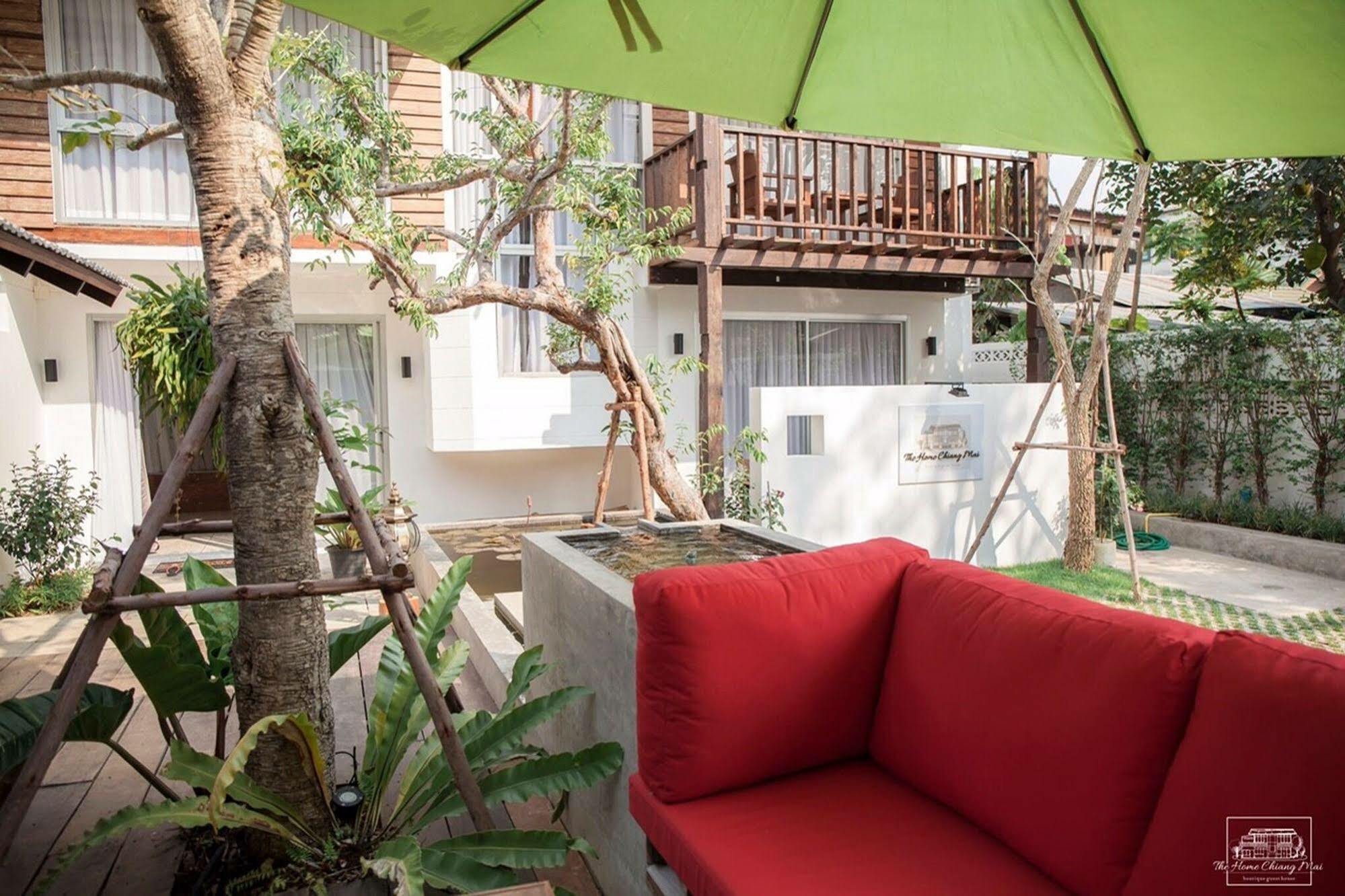 The Home Chiangmai Luxury Guesthouse Csiangmaj Kültér fotó