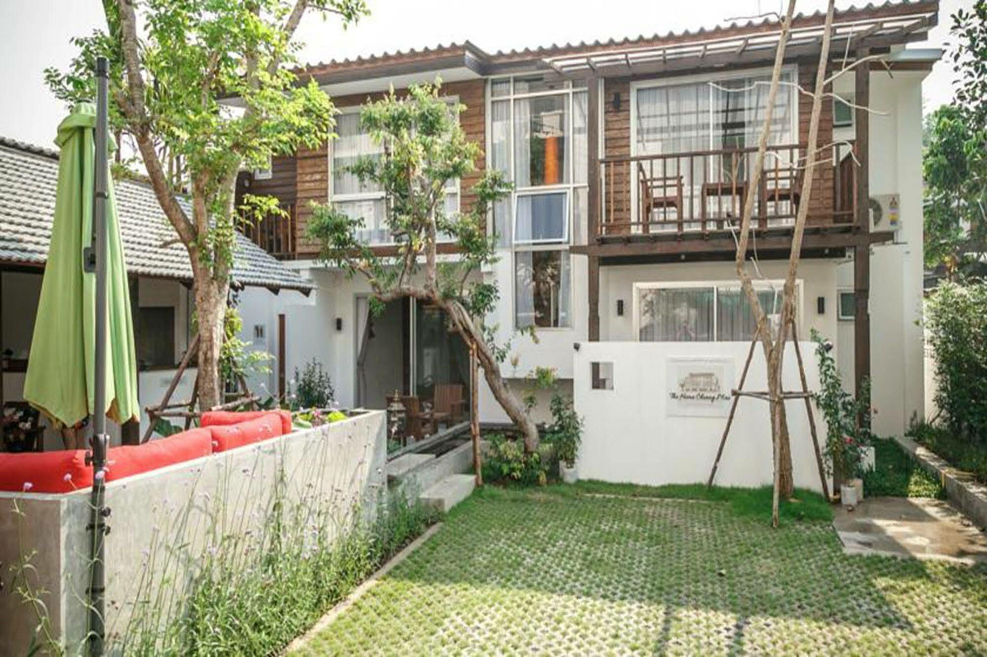 The Home Chiangmai Luxury Guesthouse Csiangmaj Kültér fotó