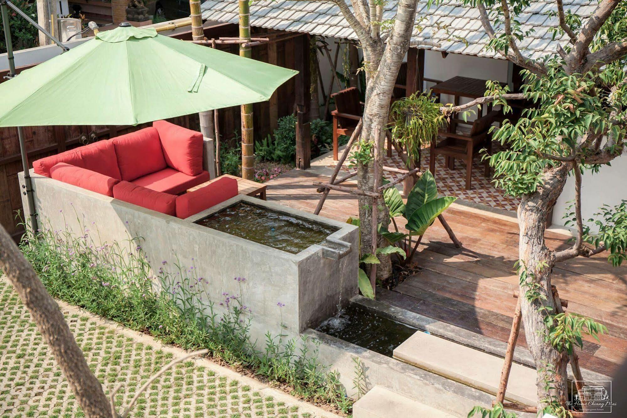 The Home Chiangmai Luxury Guesthouse Csiangmaj Kültér fotó